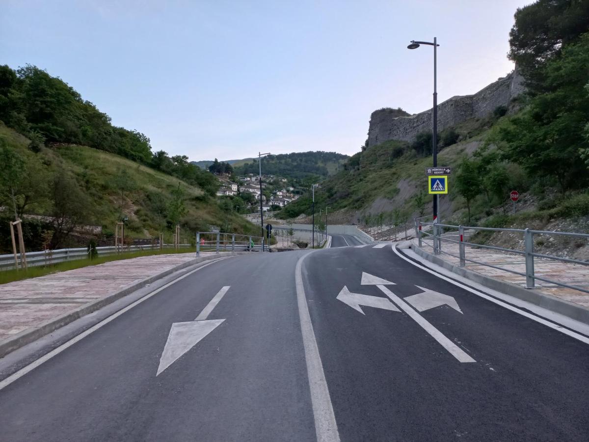 Sokolli Guest House Gjirokastër المظهر الخارجي الصورة
