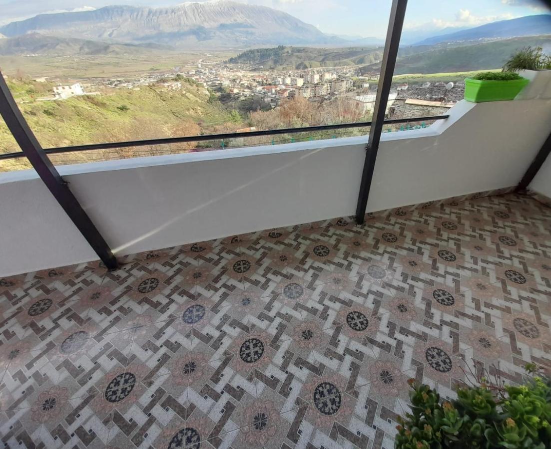 Sokolli Guest House Gjirokastër المظهر الخارجي الصورة